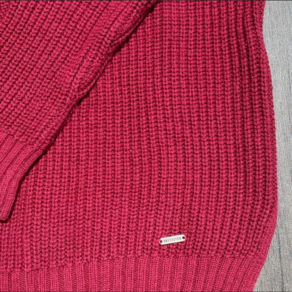 Maroon Hollister Sweater - Picture 4 of 5